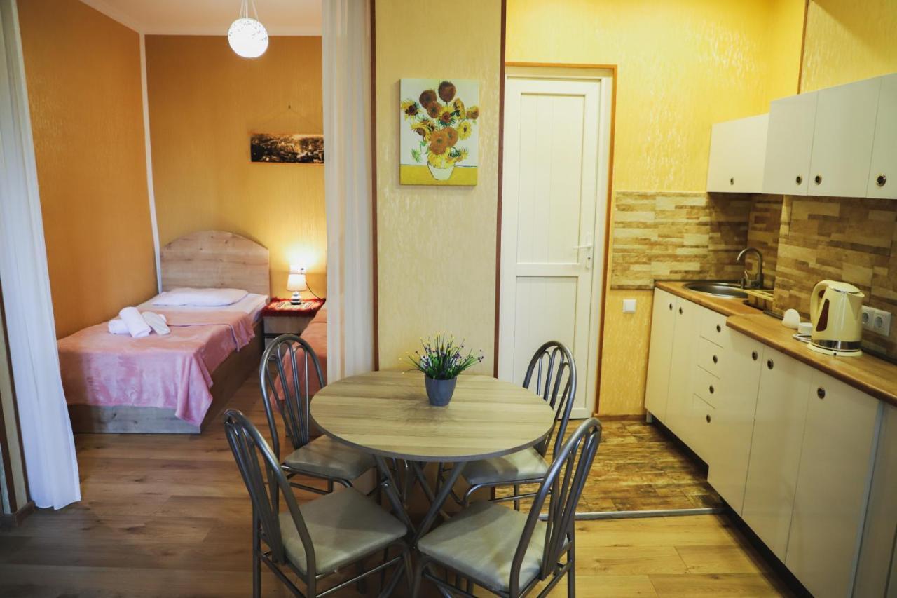 Apart Hotel With Wine Cellar - Old Tbilisi 1897 المظهر الخارجي الصورة
